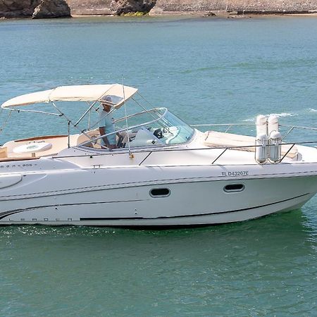 Отель Bateau St Gilles Croix De Vie Сен-Жиль-Круа-де-Ви Экстерьер фото