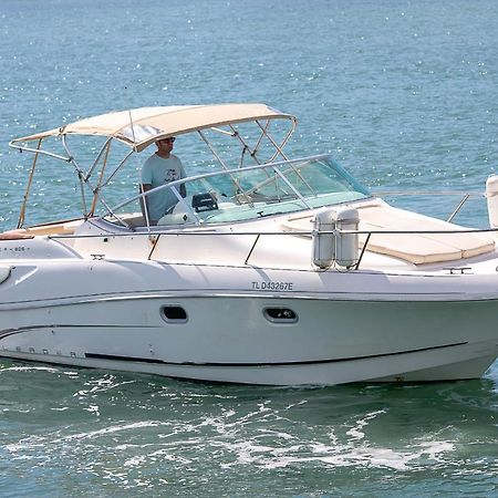 Отель Bateau St Gilles Croix De Vie Сен-Жиль-Круа-де-Ви Экстерьер фото